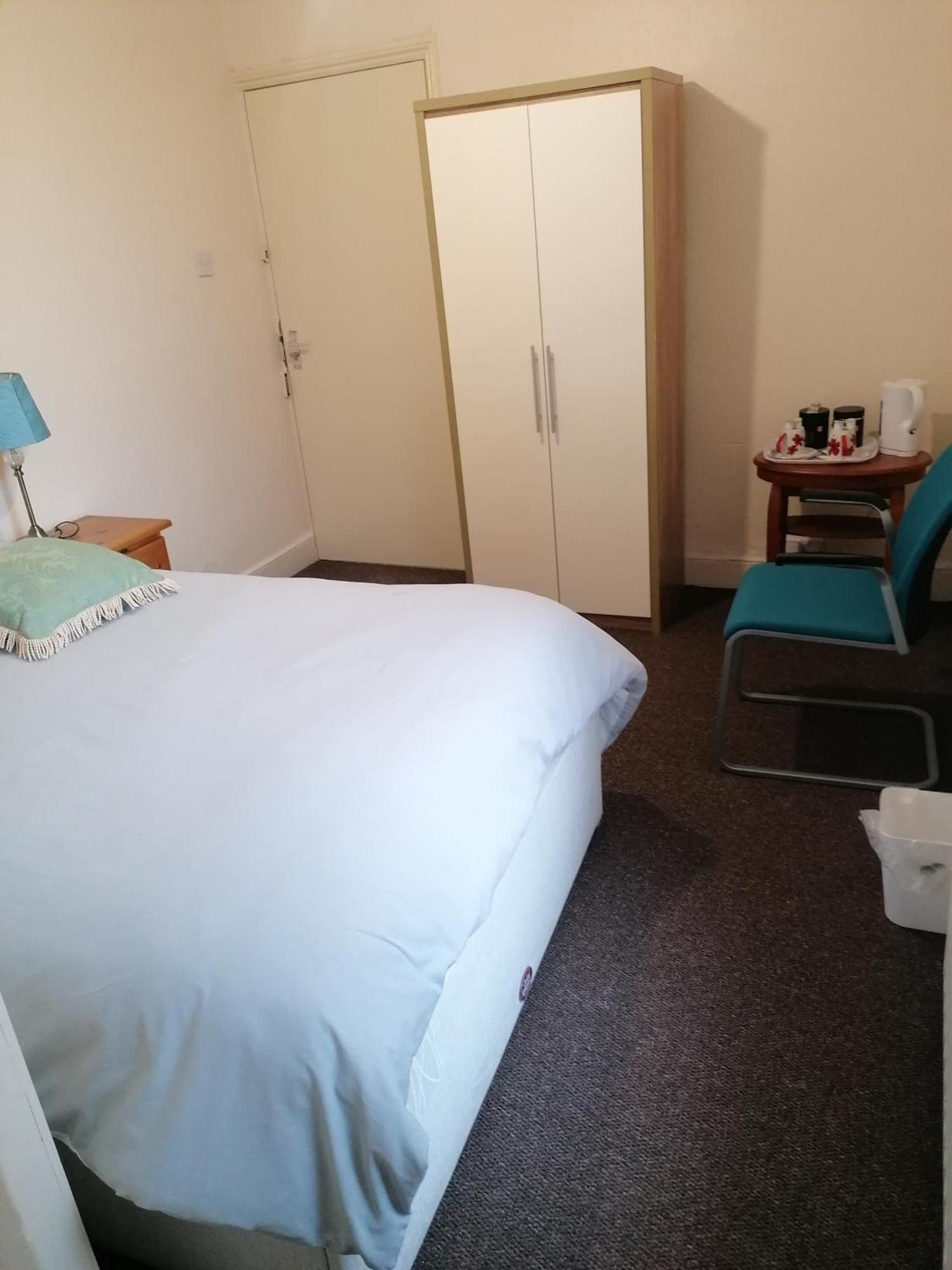 Stoke-on-Trent Hygis Home Of Relaxations מראה חיצוני תמונה